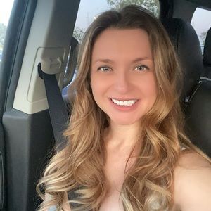 Meet your Posher, Allison